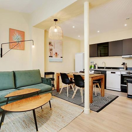 New And Bright Apartment 4 People Париж Екстериор снимка