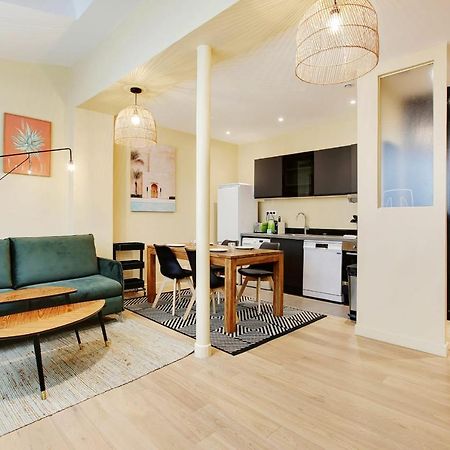 New And Bright Apartment 4 People Париж Екстериор снимка
