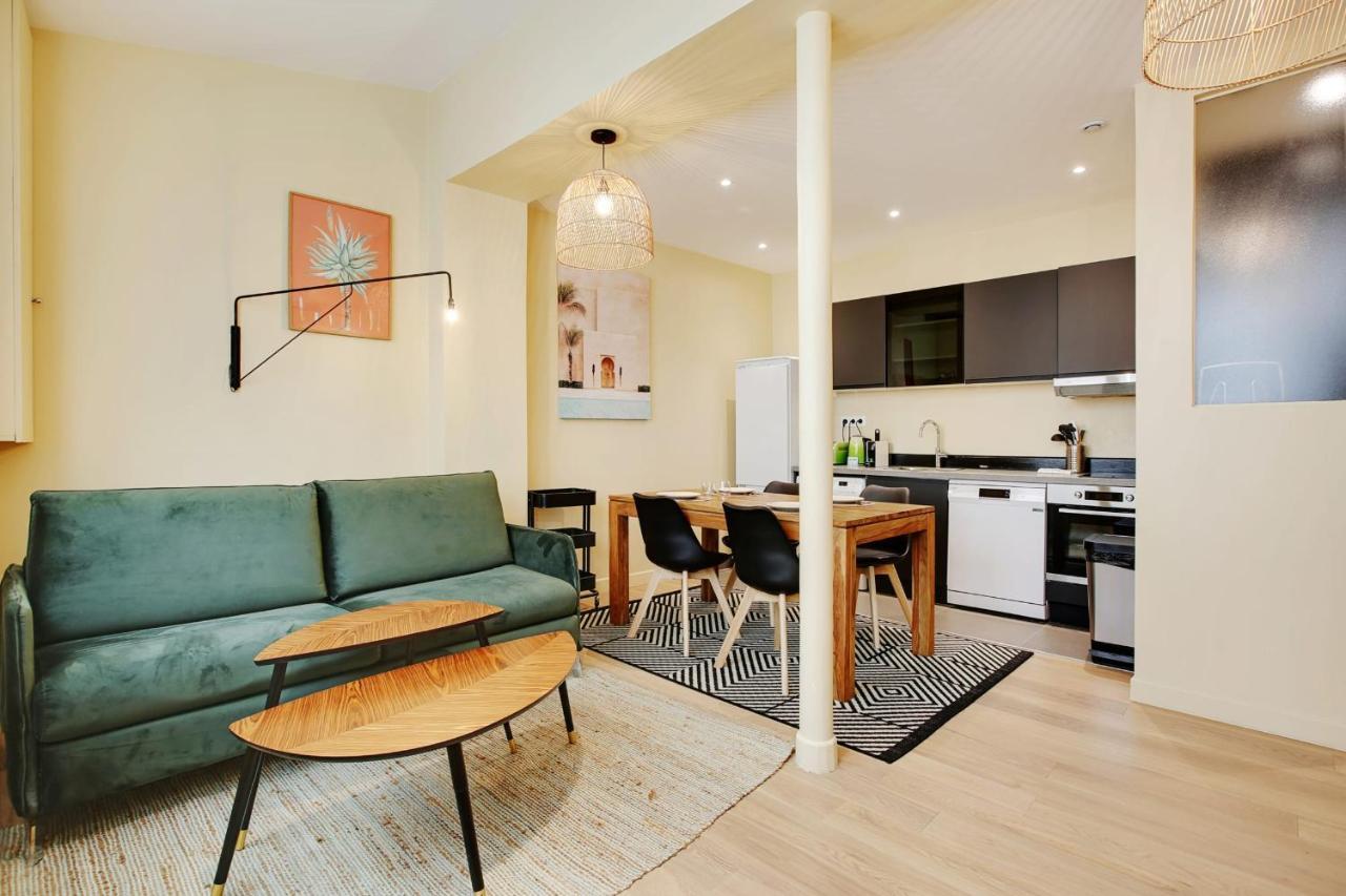 New And Bright Apartment 4 People Париж Екстериор снимка